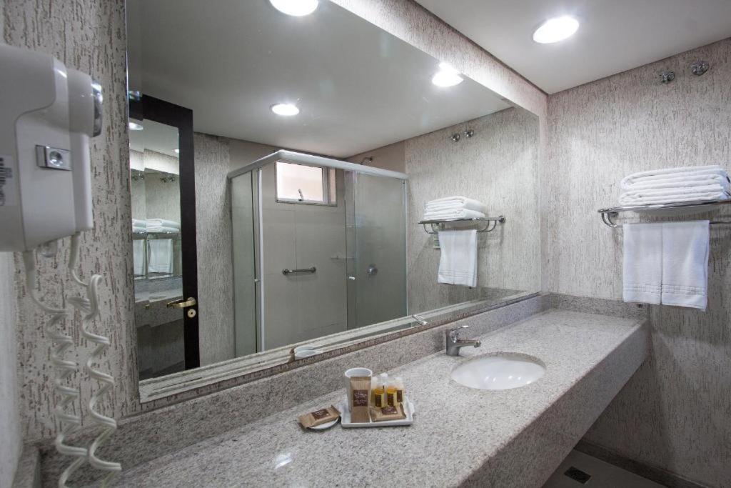 Mabu Curitiba Business Hotel Luaran gambar
